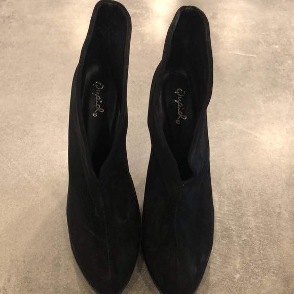 Black velvety wedge booties - Picture 4 of 5